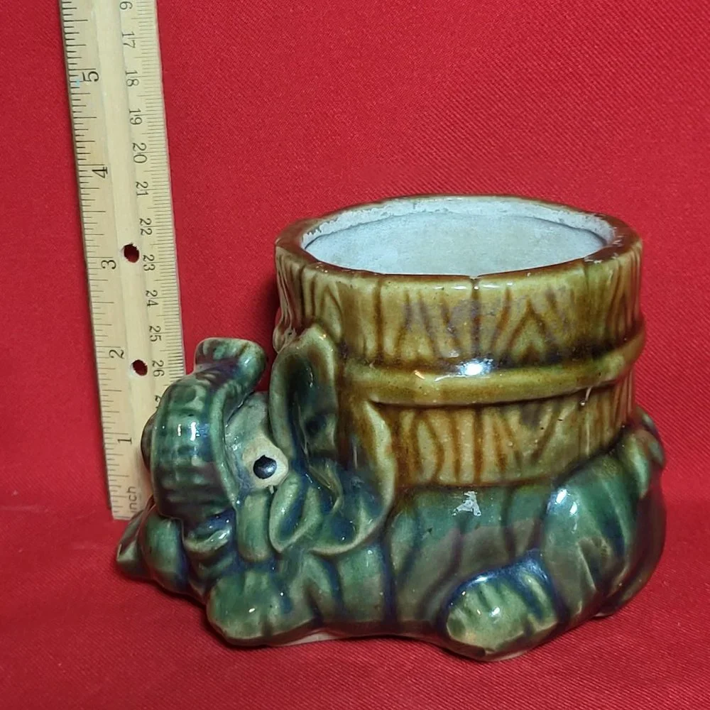 VTG Planter Pot Green Lucky Trunk Up Baby Elephant Ceramic